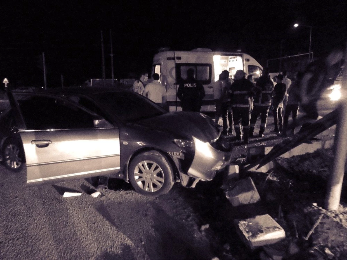 Sandıklı\'da trafik kazası: 4 yaralı