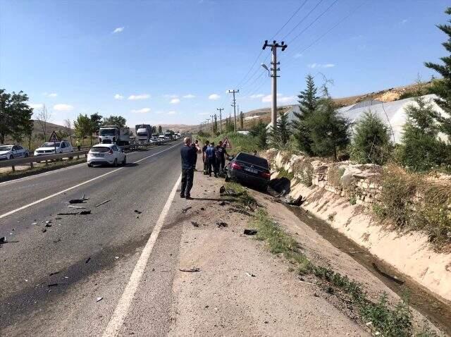 Sinop Valisi Karaömeroğlu, trafik kazası geçirdi