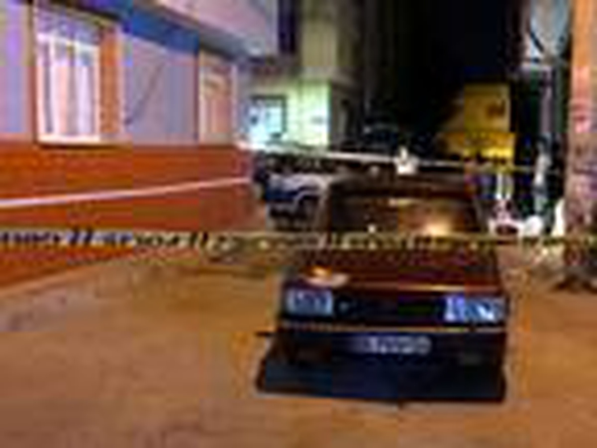 Turgutlu\'da otomobile silahlı saldırı: 3 yaralı