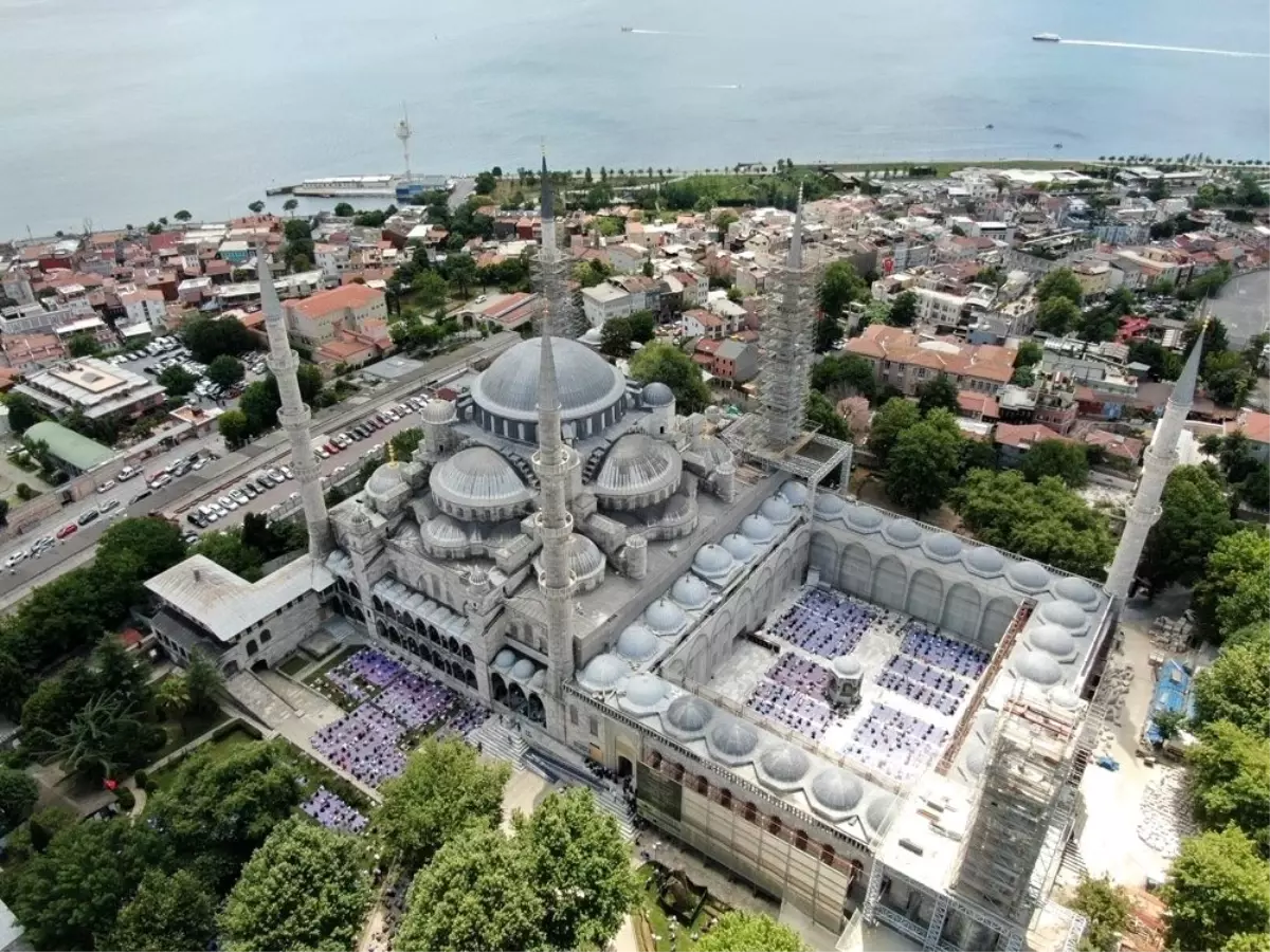 Ayasofya\'nın imamları belli oldu