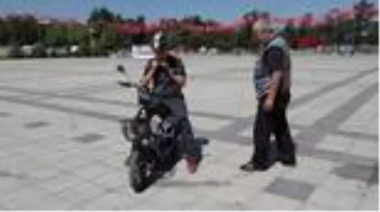 ERZURUM Elektriksiz bırakmayan \'akıllı motosiklet\' yaptı