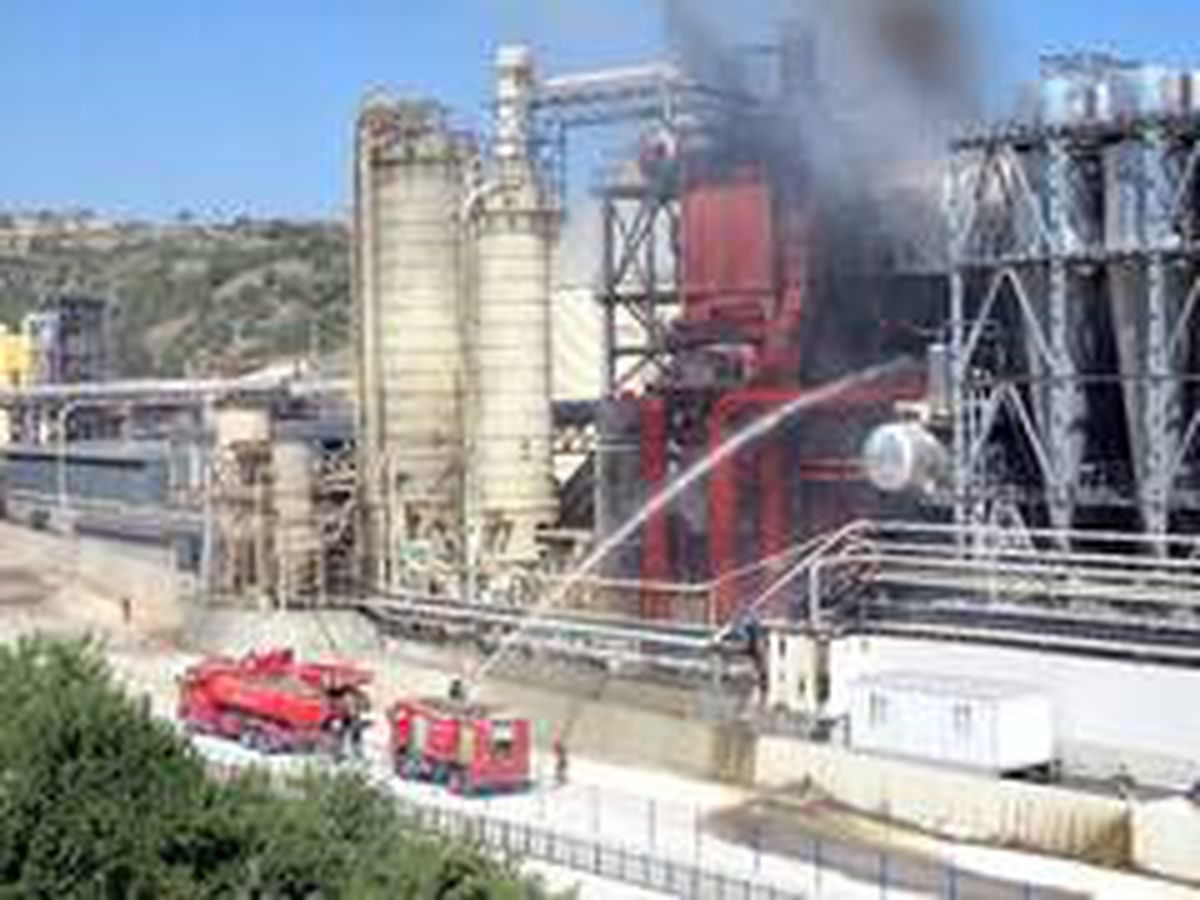 Kastamonu\'da ağaç ürünleri üreten fabrikadaki yangın korkuttu