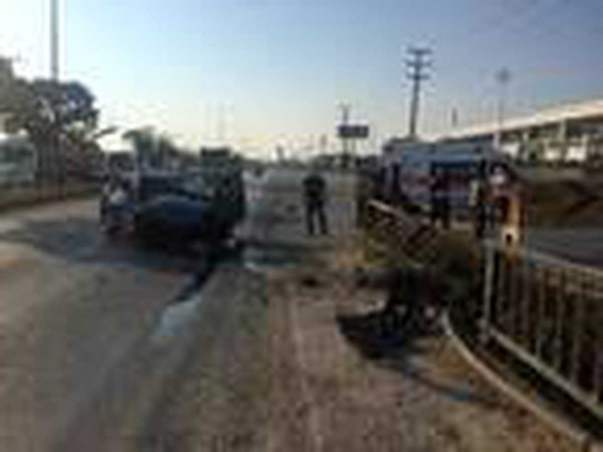 Otomobil bariyerlere çarptı, sürücü yaralandı