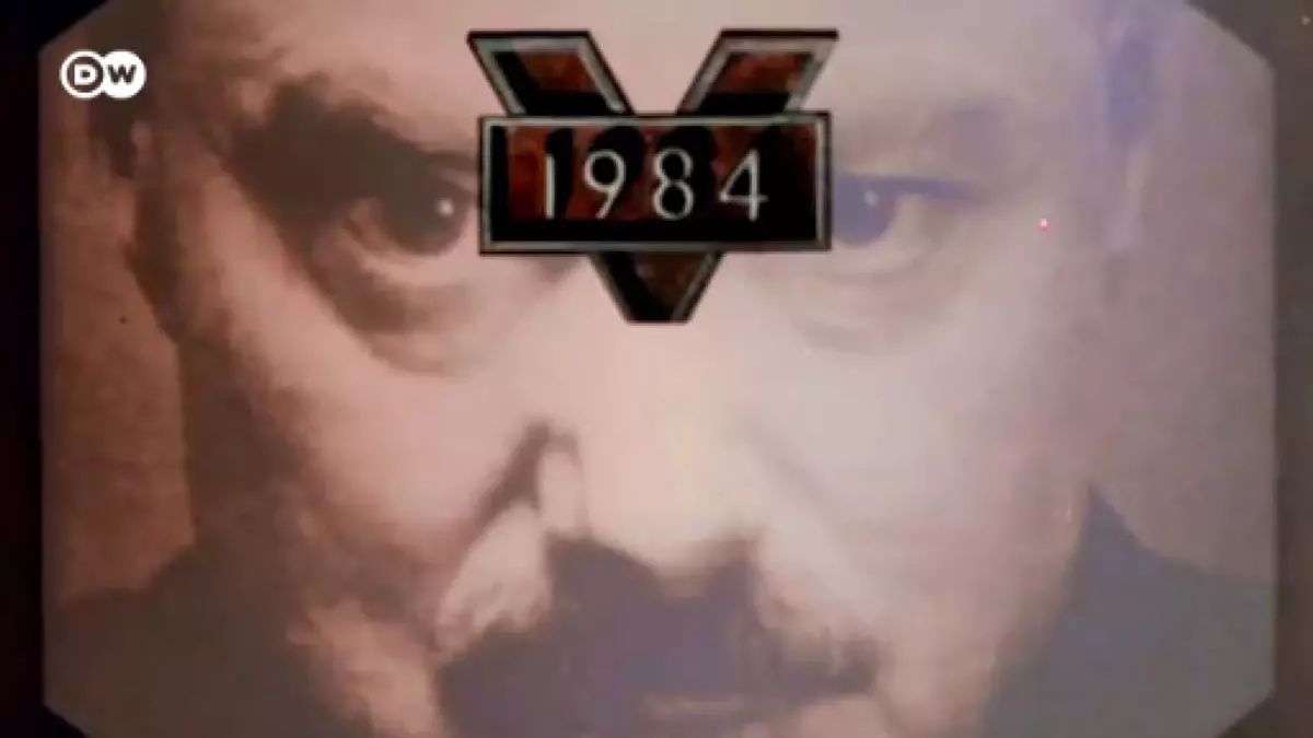 1984\'ün içinde mi yaşıyoruz?