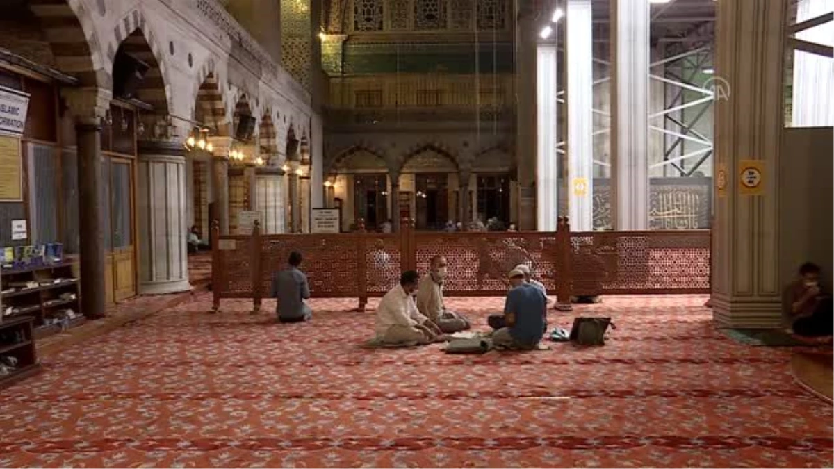 Son dakika haberi: 21 cami, Ayasofya Camisi açılışına gelenlere hizmet için sabaha kadar açık olacak