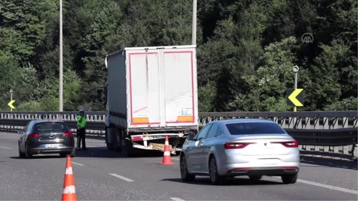 Son dakika haberi | Anadolu Otoyolu\'nda kaza yapan kamyonun sürücüsü ağır yaralandı - BOLU