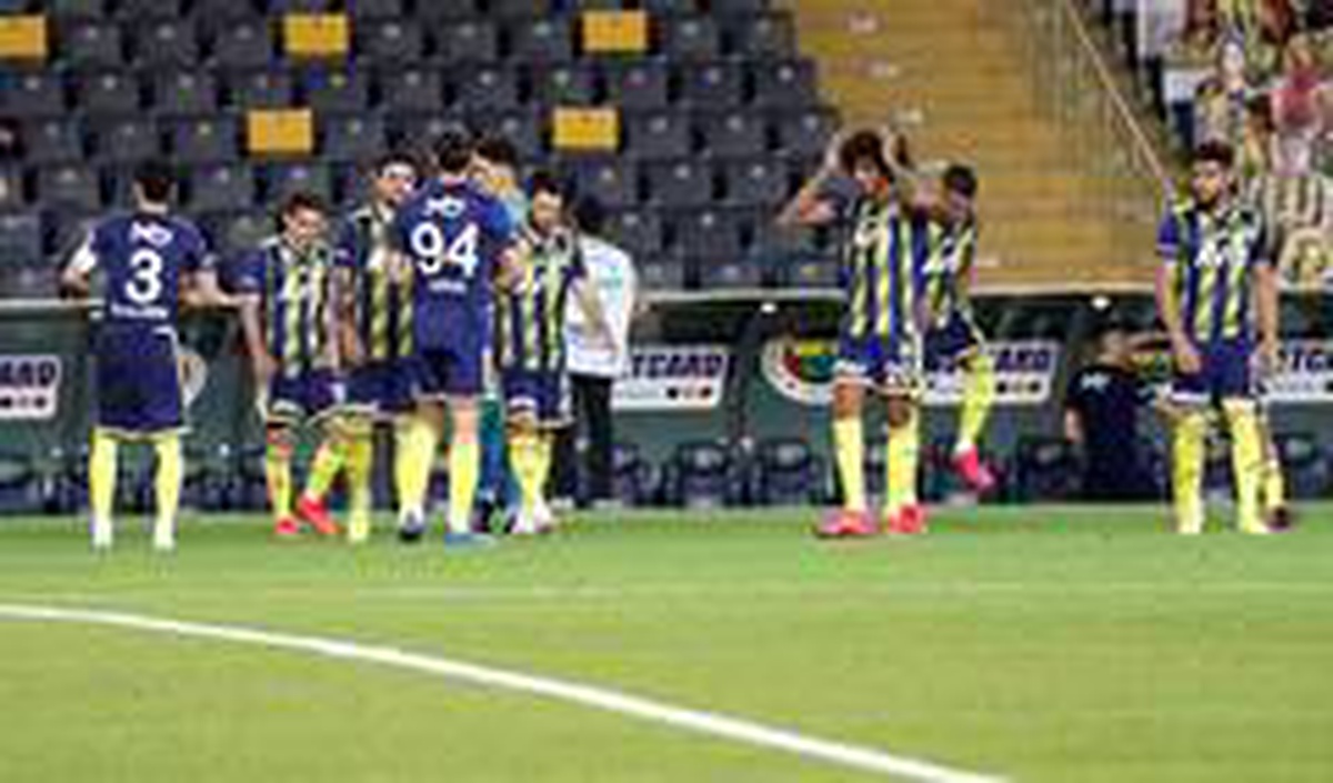 Fenerbahçe, sezonu Çaykur Rizespor karşısında kapatıyor