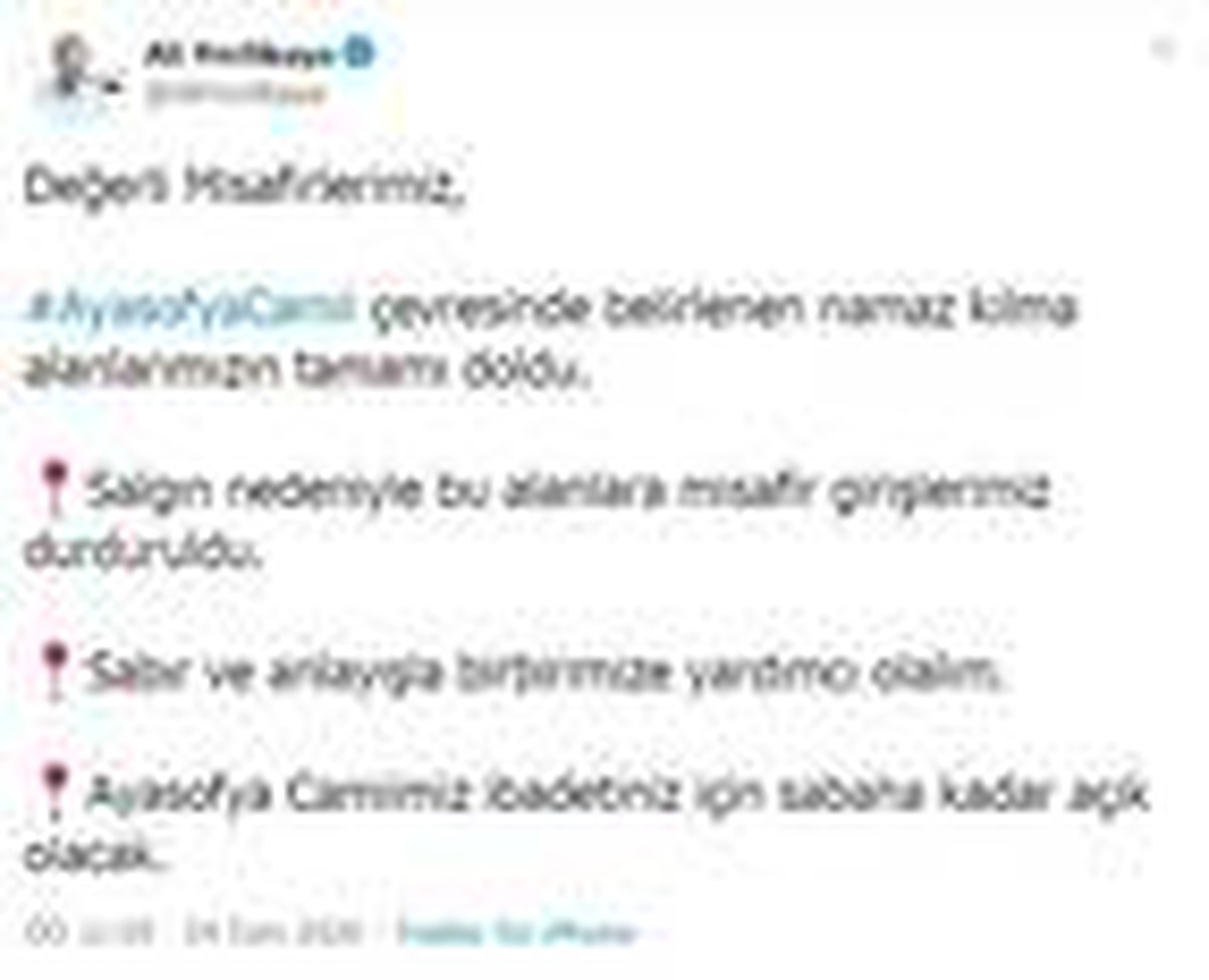 Vali Yerlikaya duyurdu: Ayasofya Camii çevresinde namaz kılma alanları doldu