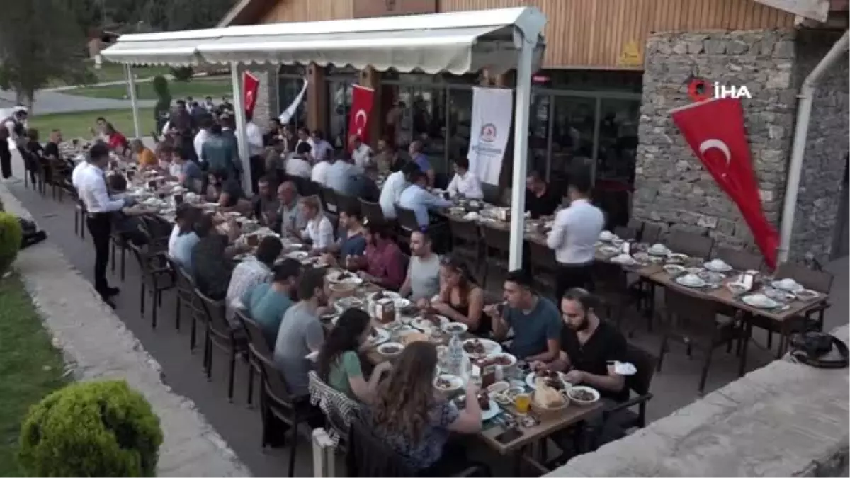 Denizli Büyükşehir basın çalışanlarını Bağbaşı Yaylasında ağırladı