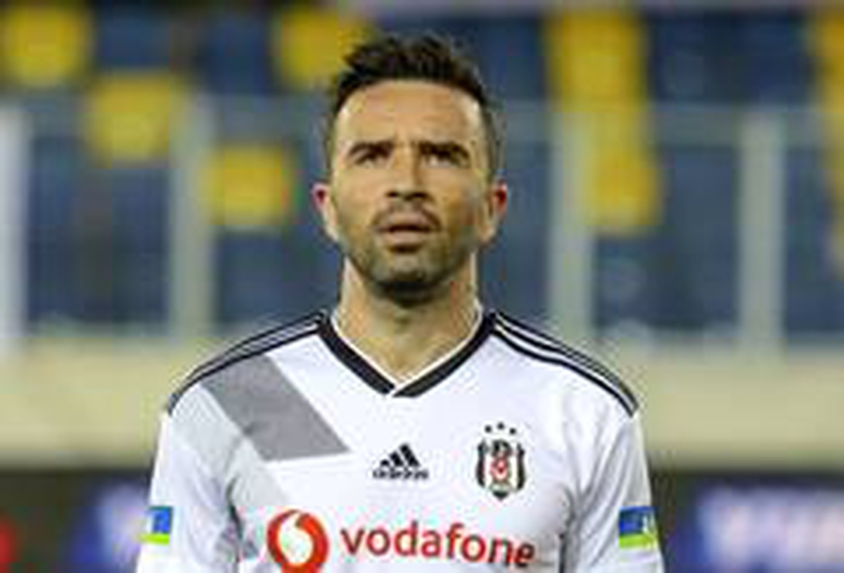 Gökhan Gönül Beşiktaş ile son maçına çıktı