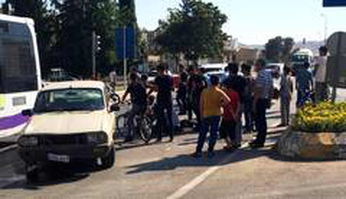 Son dakika haber: Şanlıurfa\'da otomobil motosiklete çarptı: 1 yaralı