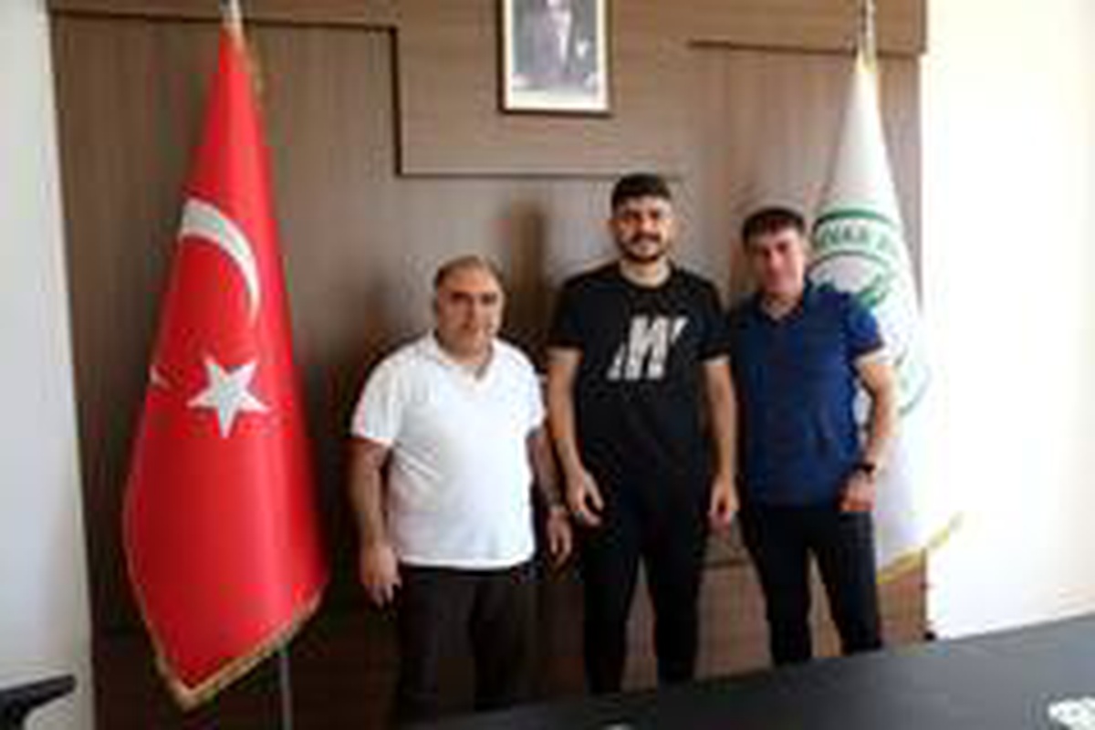 Sivas Belediyespor, Fatih Çolak\'la yeniden anlaştı