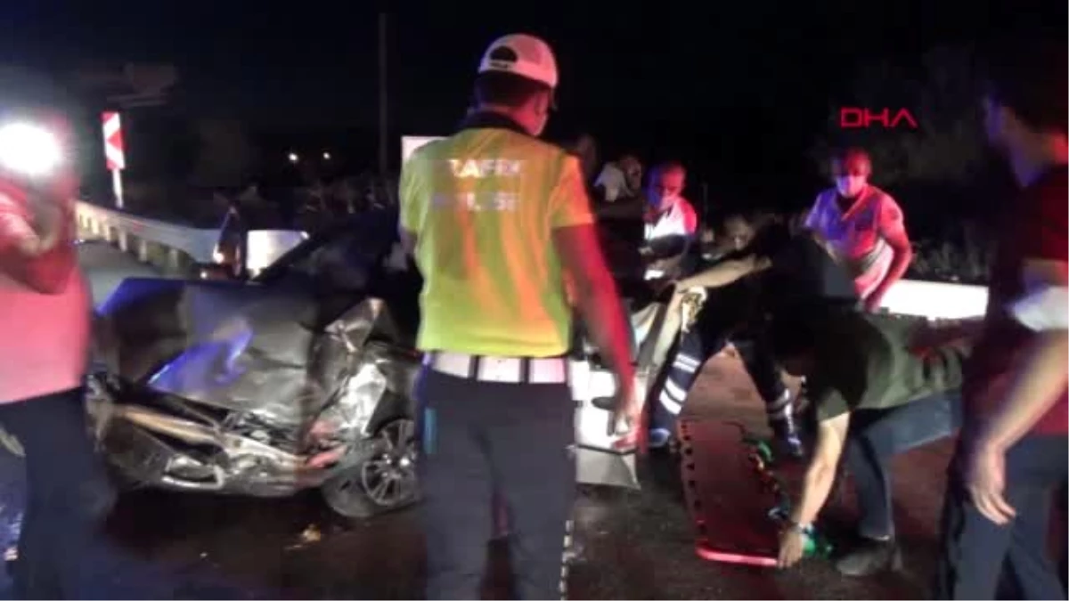 Tokat\'ta iki otomobil çarpıştı: 4 yaralı