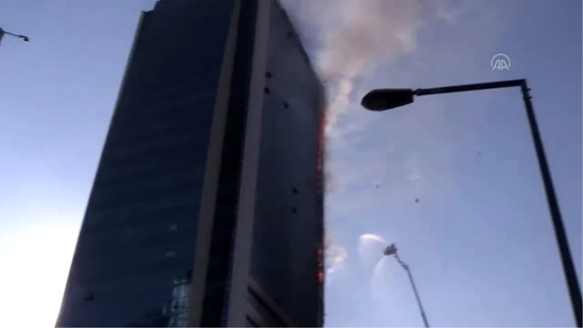 Başkentte iş merkezinde yangın
