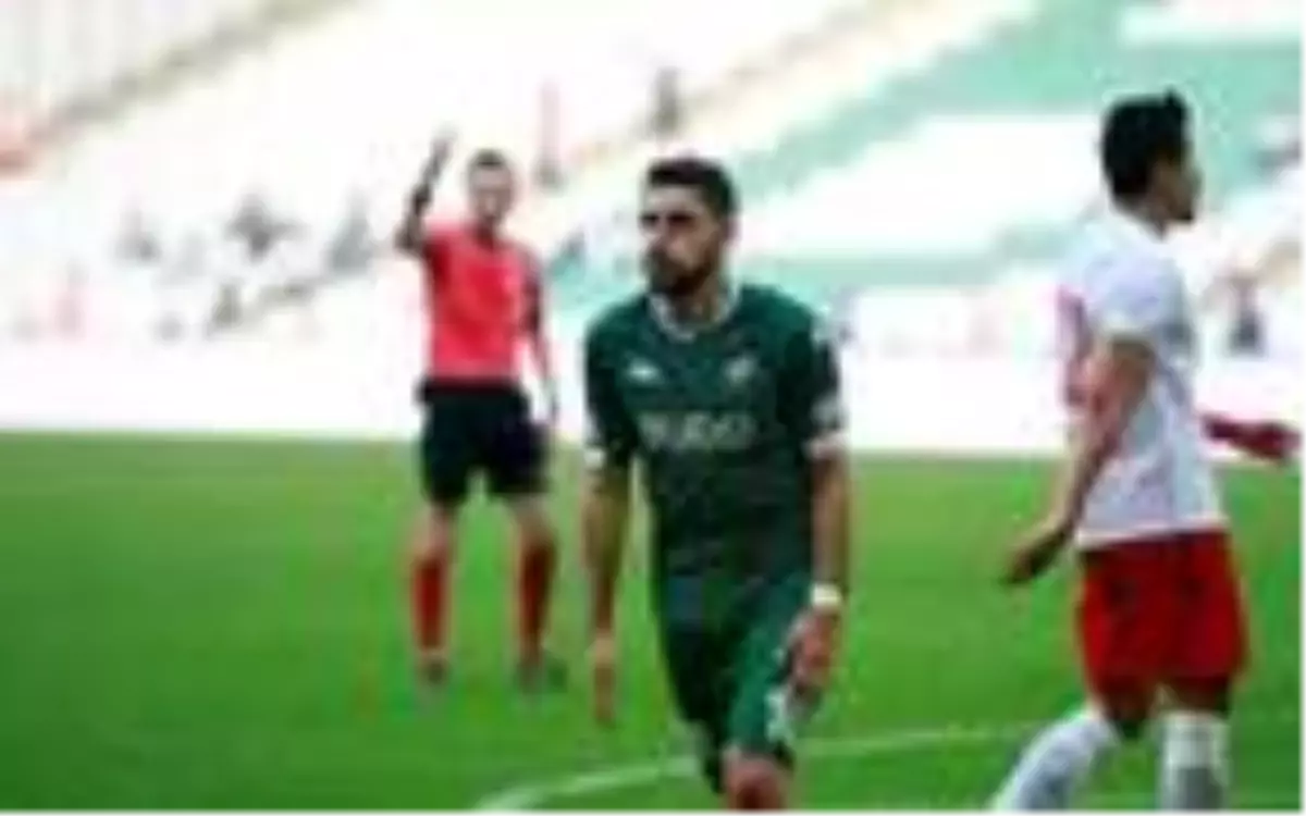 Bursaspor\'da Özer Hurmacı krizi