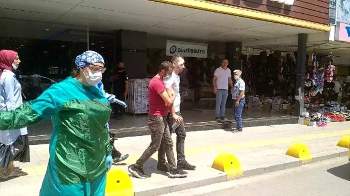 Gözü dönmüş müşteri, maske takmasını isteyen mağaza müdürünü askı demiri ile dövdü