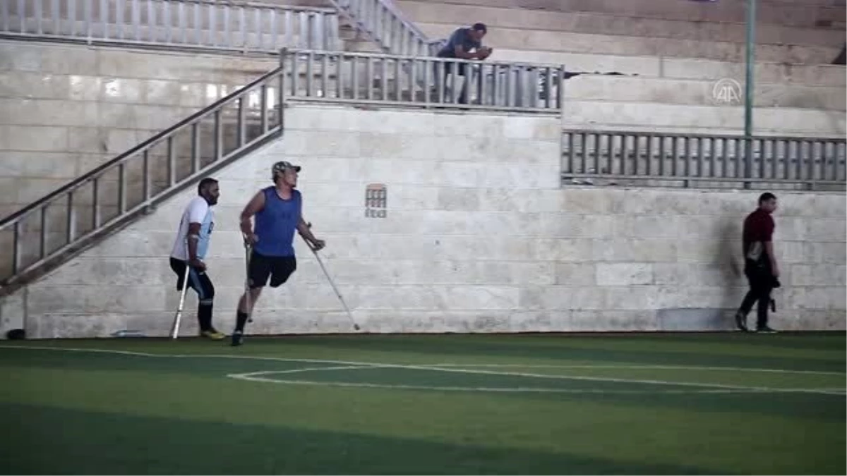 İdlibli ampute futbolculardan Ayasofya-i Kebir Cami-i Şerifi\'nin ibadete açılmasına destek - İDLİB