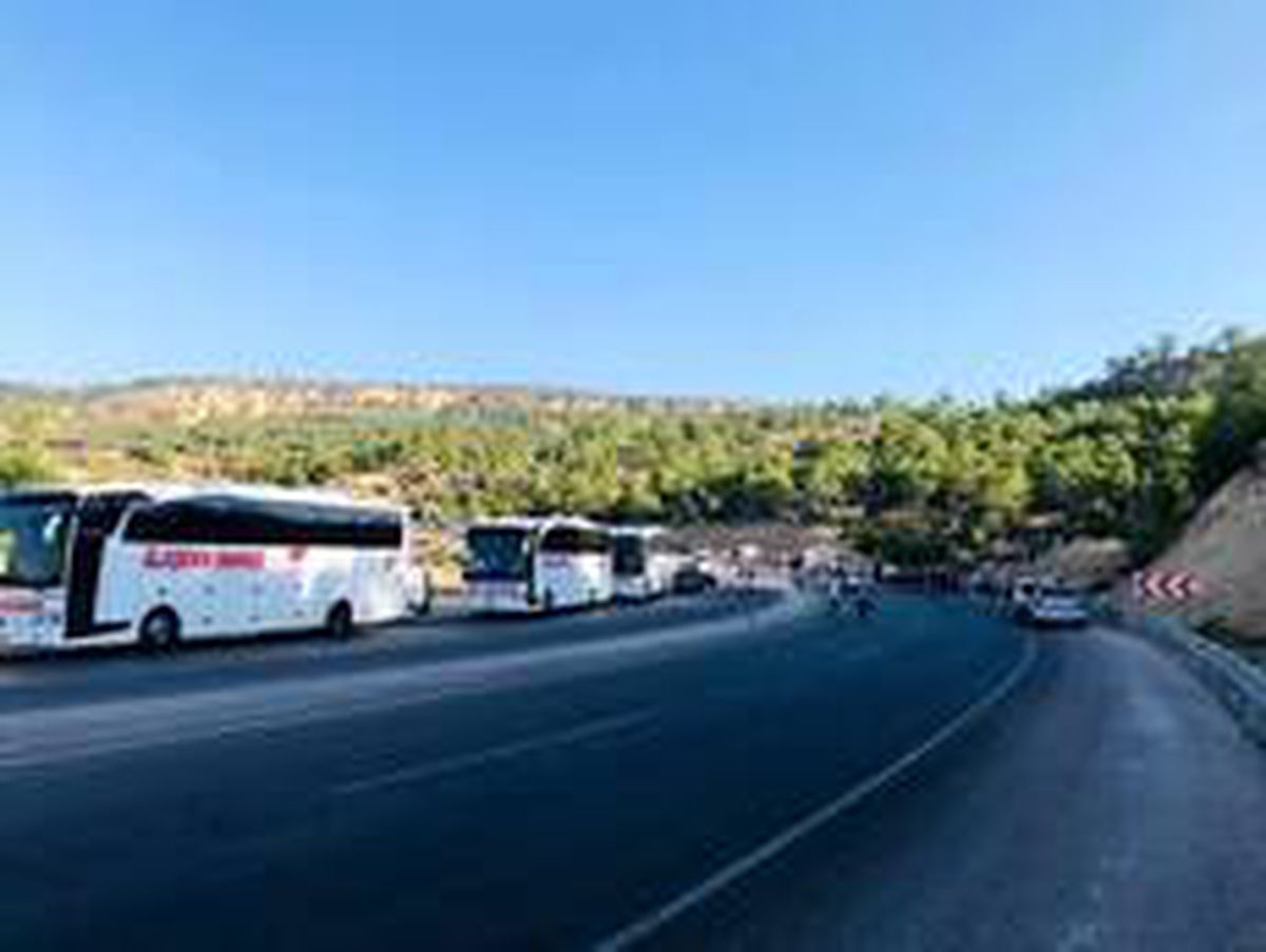 Mersin\'de askerleri taşıyan otobüs devrildi: 5 şehit, 27 yaralı