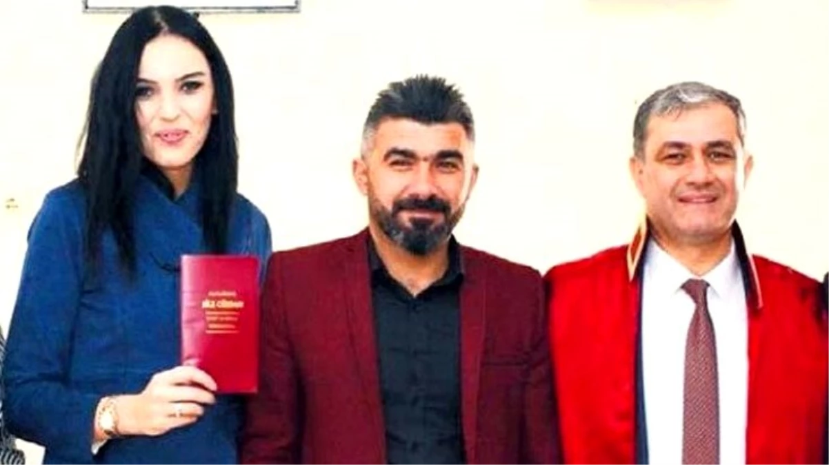 Elmalı Belediye Başkanı Halil Öztürk, "yasak aşk" iddiaları sonrası makam şoförü hakkında suç duyurusunda bulundu