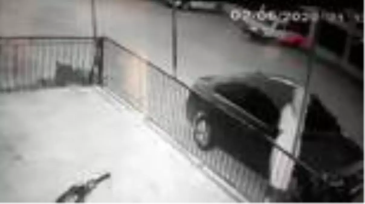 ANTALYA İYİ Partili Belediye Başkanı ile yasak aşk yaşadığı iddaa edilen Sümeyra Tilki\'nin...