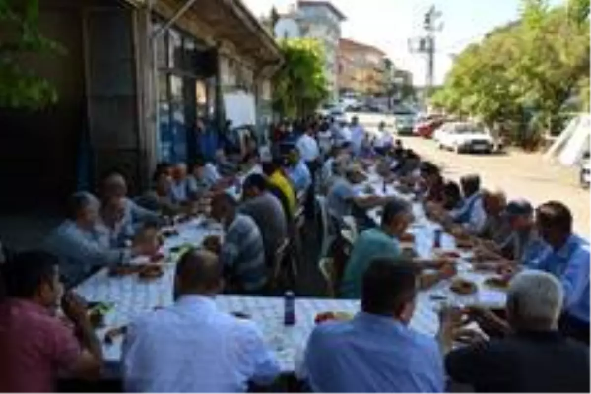 Başkan Aykurt, sanayi esnafıyla kahvaltıda buluştu dertlerini dinledi