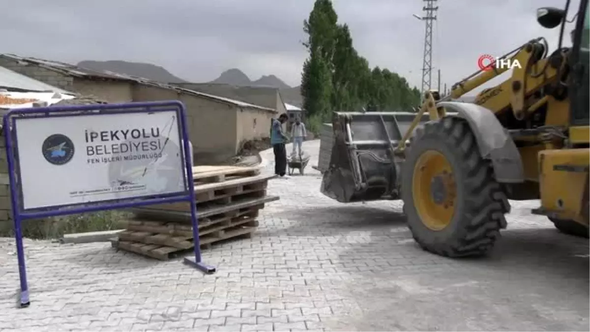 Başkan Vekili Aslan, Kavuncu ve Karpuzalan mahallerindeki çalışmaları inceledi