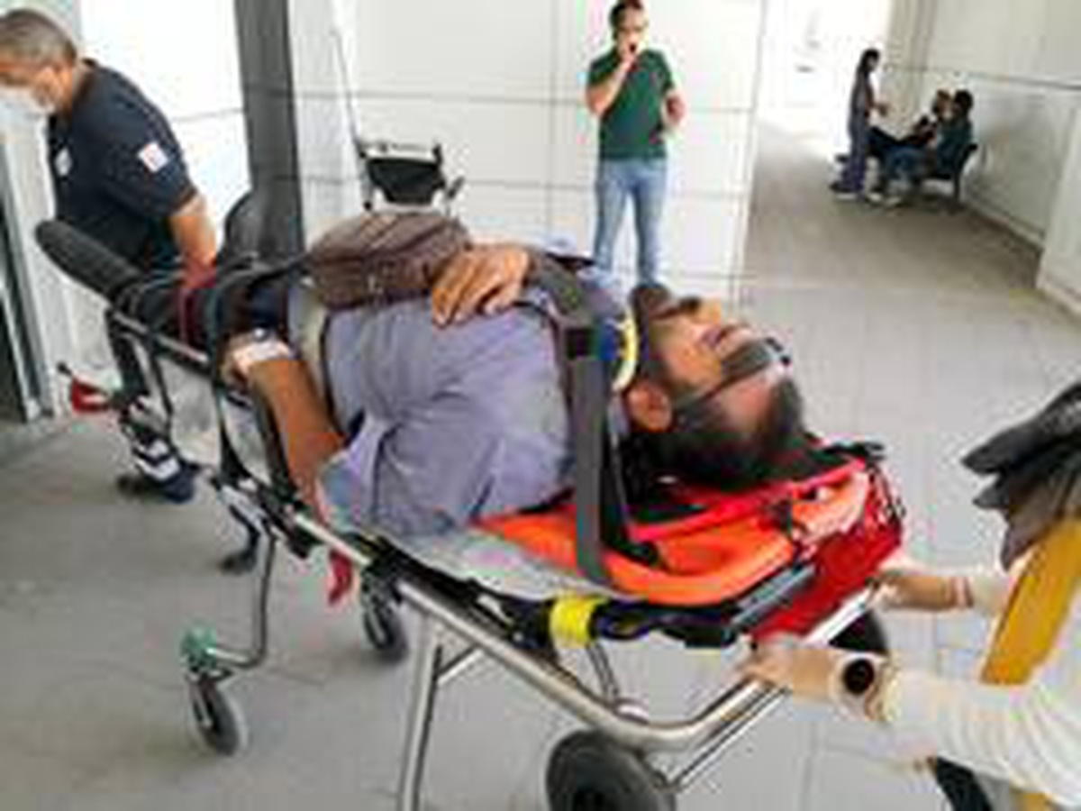 Bisiklet ile motosiklet çarpıştı: 2 yaralı