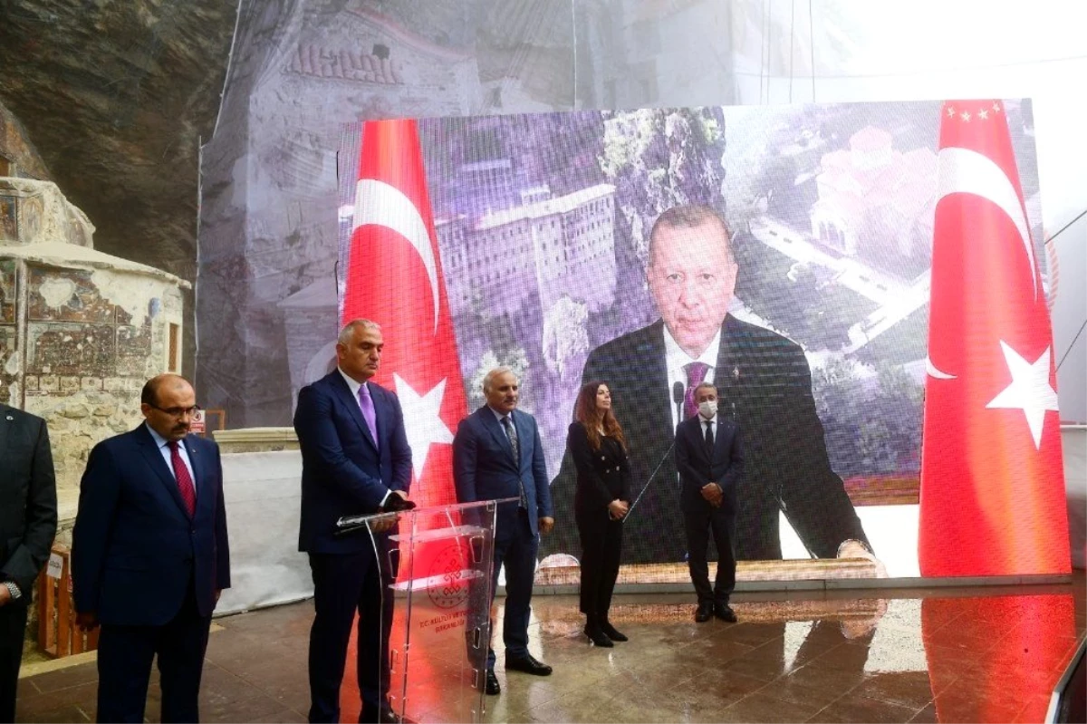 Cumhurbaşkanı Erdoğan: "Ortodoks vatandaşlarımız Sümela Manastırında restorasyon döneminde ara...