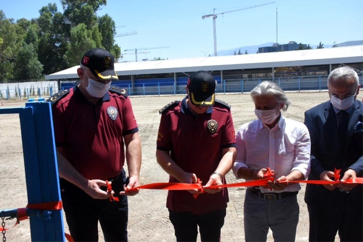 Son dakika haber: İzmir Atlı Polis Eğitim Merkezinin yeni yerleşkesi açıldı