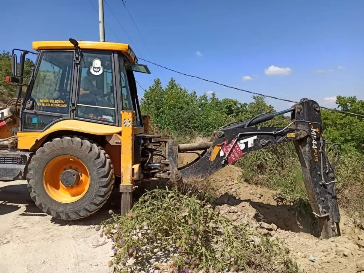 Kırsal Mahallelerde kurban çukurları açılıyor