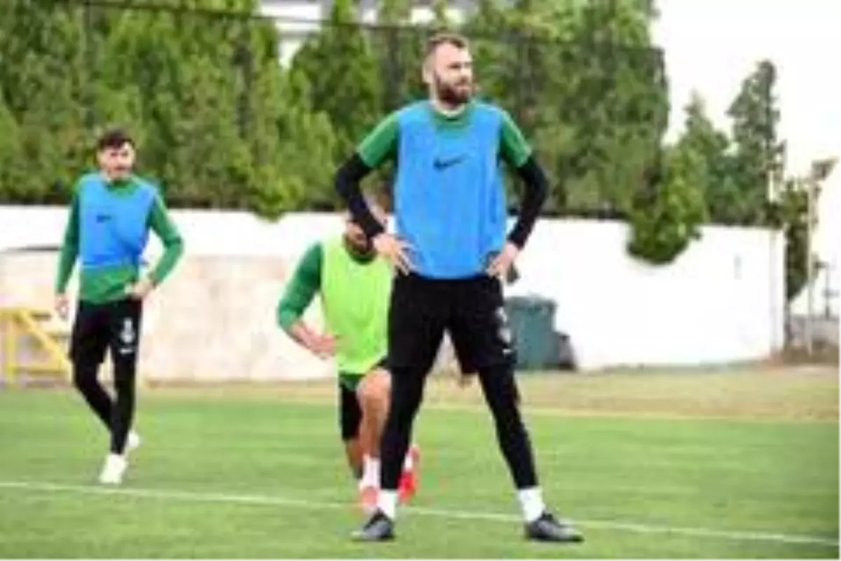 Son dakika haberi: Mustafa Yumlu futbol kariyerini Denizlispor\'da noktalamak istiyor