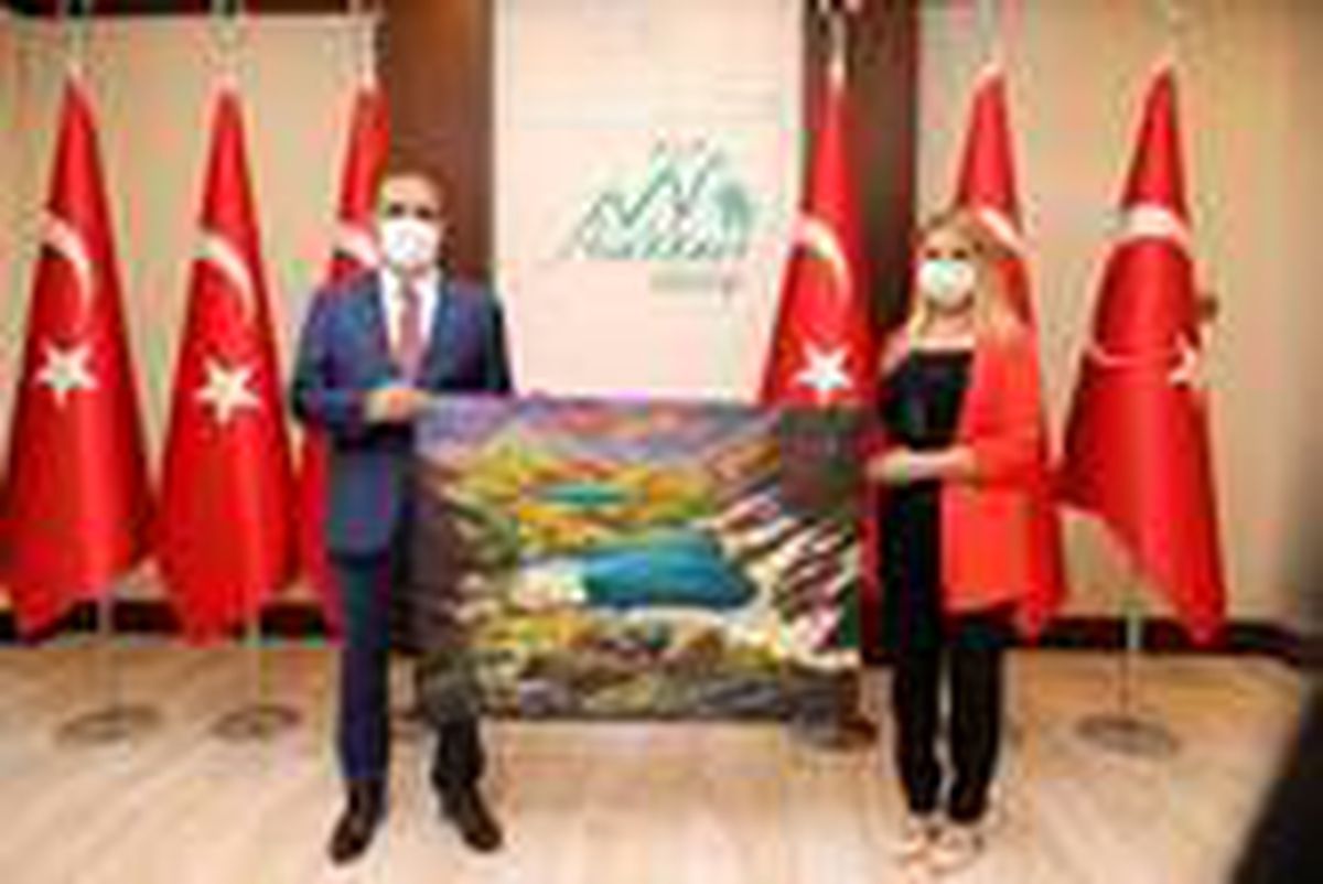 Ressam ve Küratör Uyanık\'tan Vali Akbıyık\'a ziyaret