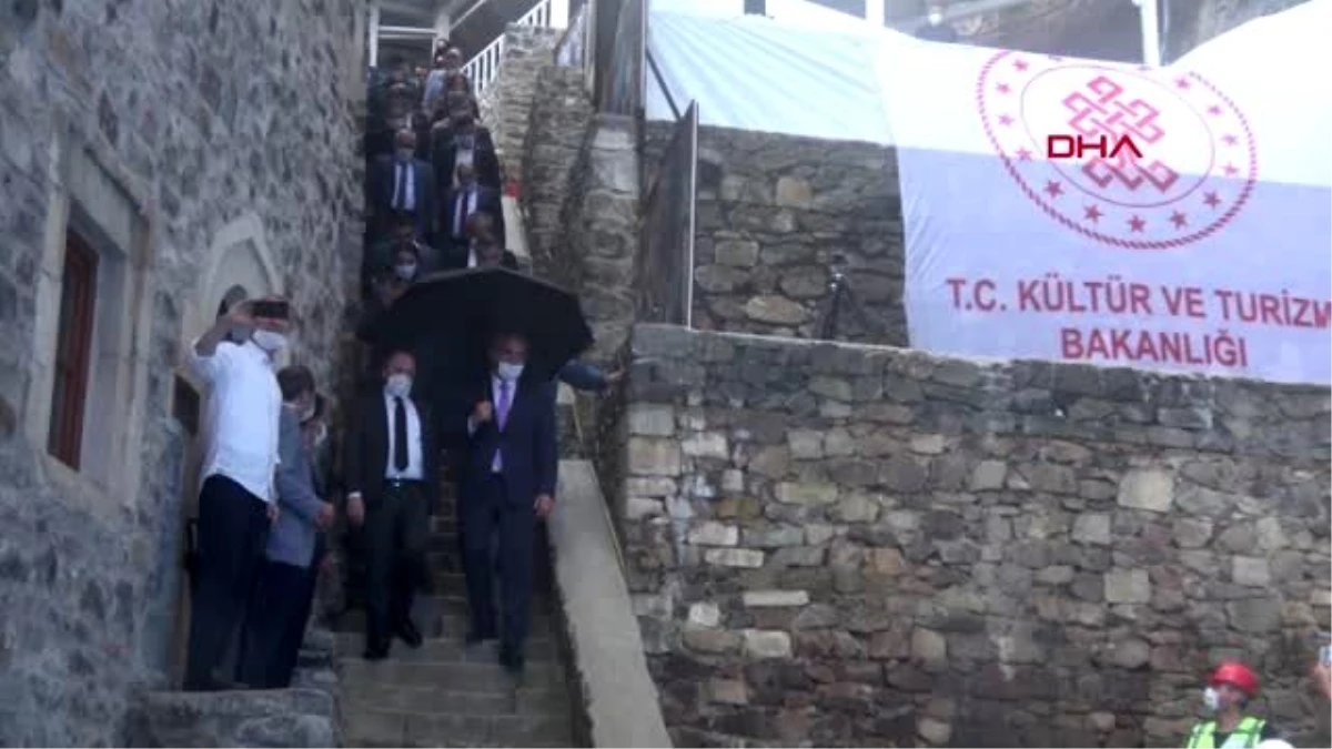 Trabzon\'da Sümela Manastırı ve Ayasofya Camisi ziyarete açıldı