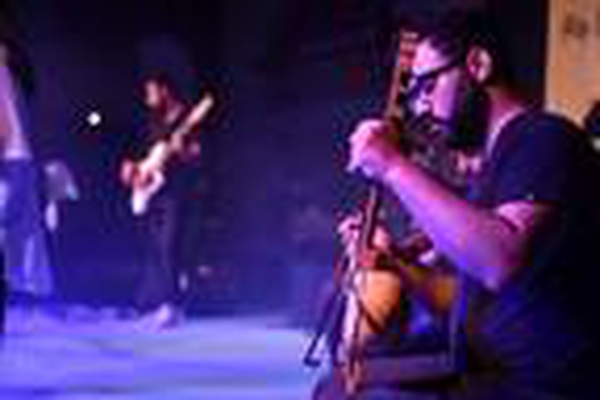 Tuzla\'da müzik eğitim alan gençlerden sosyal mesafeli konser