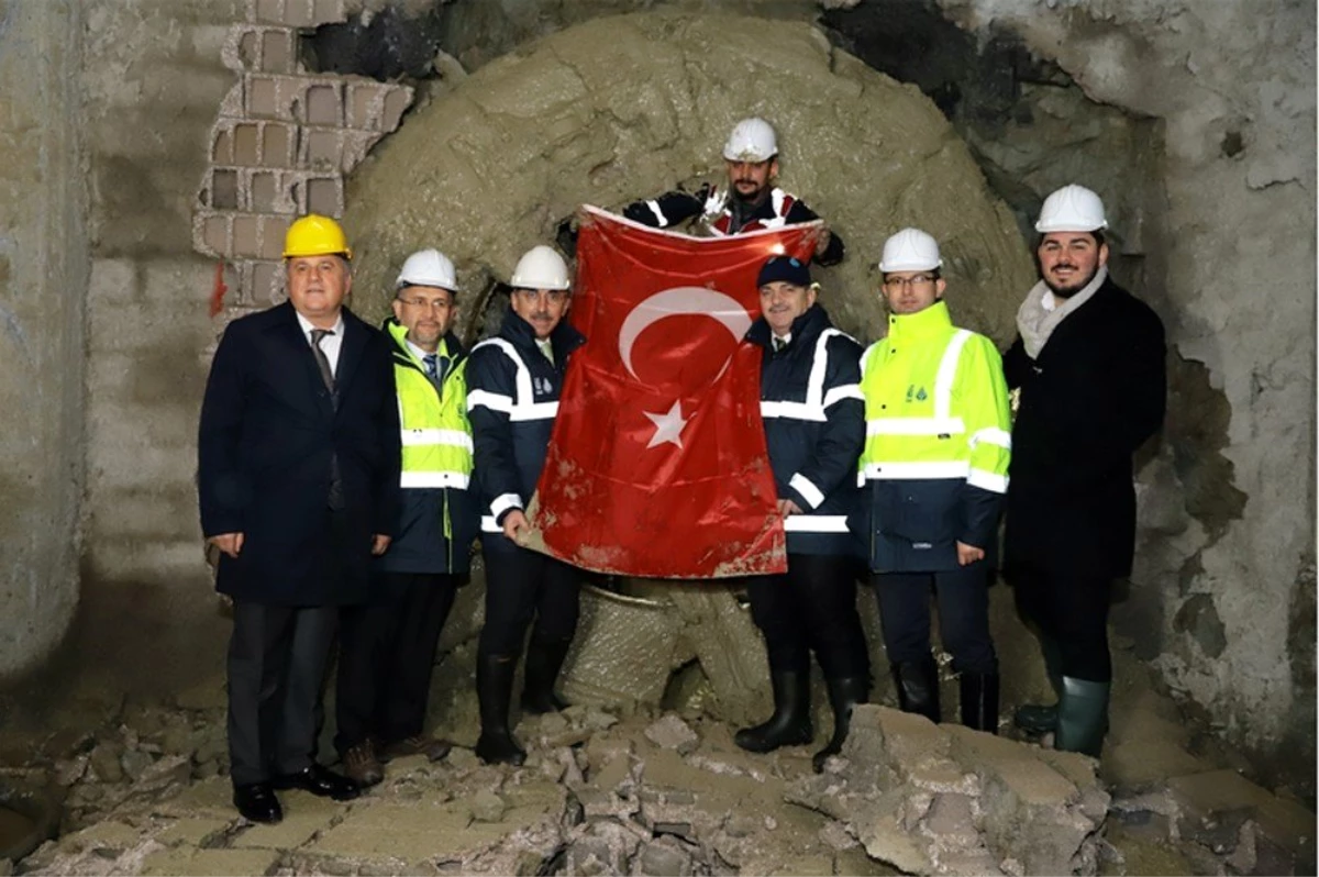 Zeytinburnu-Bahçelievler içme suyu tüneli pandemiye rağmen gününde tamamlandı