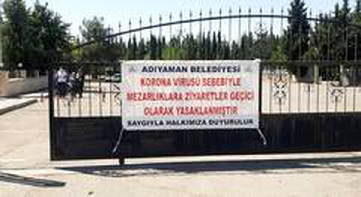 Bayramda mezarlık ziyaretleri yasaklandı