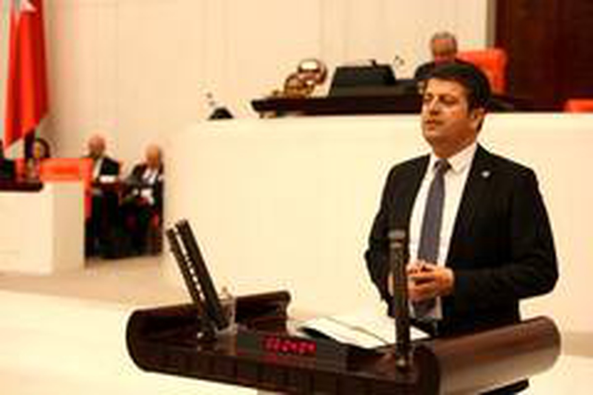 Milletvekili Tutdere\'den \'Bayramlaşma töreni düzenlemeyelim\' çağrısı