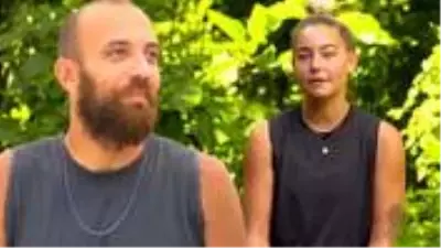 Sercan Yıldırım, Survivor'dan elendikten sonra tatile çıktığı Aycan Yanaç'ın arabada uyuduğu anları paylaştı Sercan Yıldırım, Survivor'dan elendikten sonra tatile çıktığı Aycan Yanaç'ın arabada uyuduğu anları paylaştı