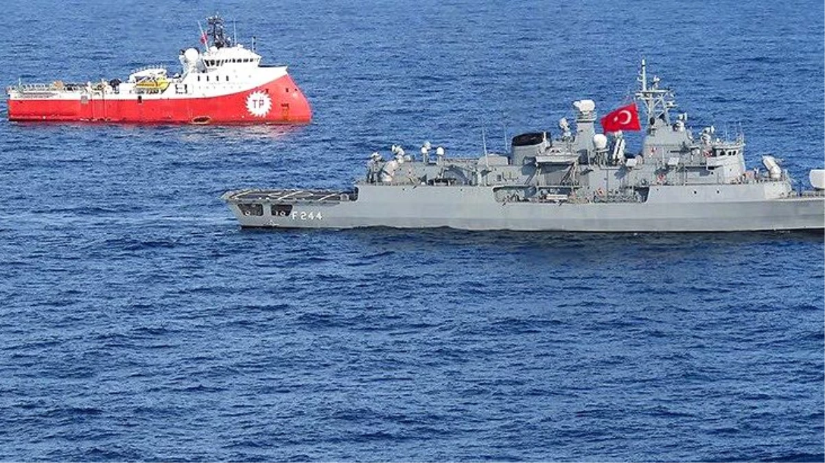 Türkiye\'den Doğu Akdeniz resti: Hiç kimse bizi engellemeye kalkmasın
