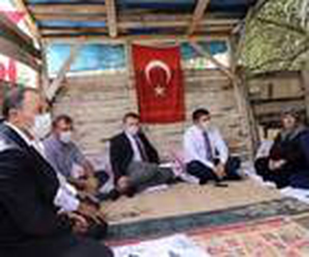 Vali/Belediye Başkan Vekili Sarıibrahim, şehit ailesini ziyaret etti