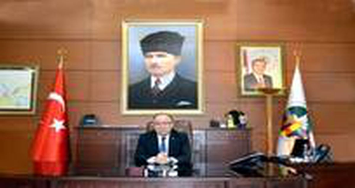 Vali Tutulmaz bayramı kutladı