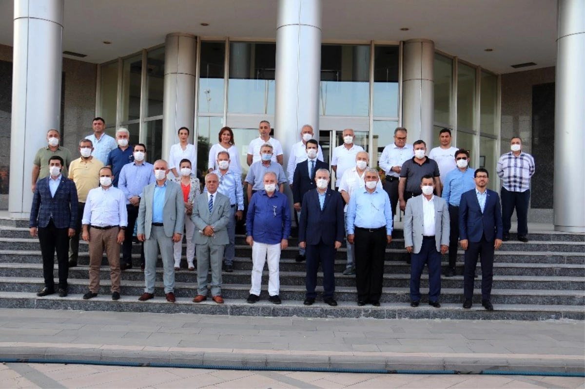 Adana Güçbirliği Vakfı\'nda yeni başkan Yüksel Yavuz