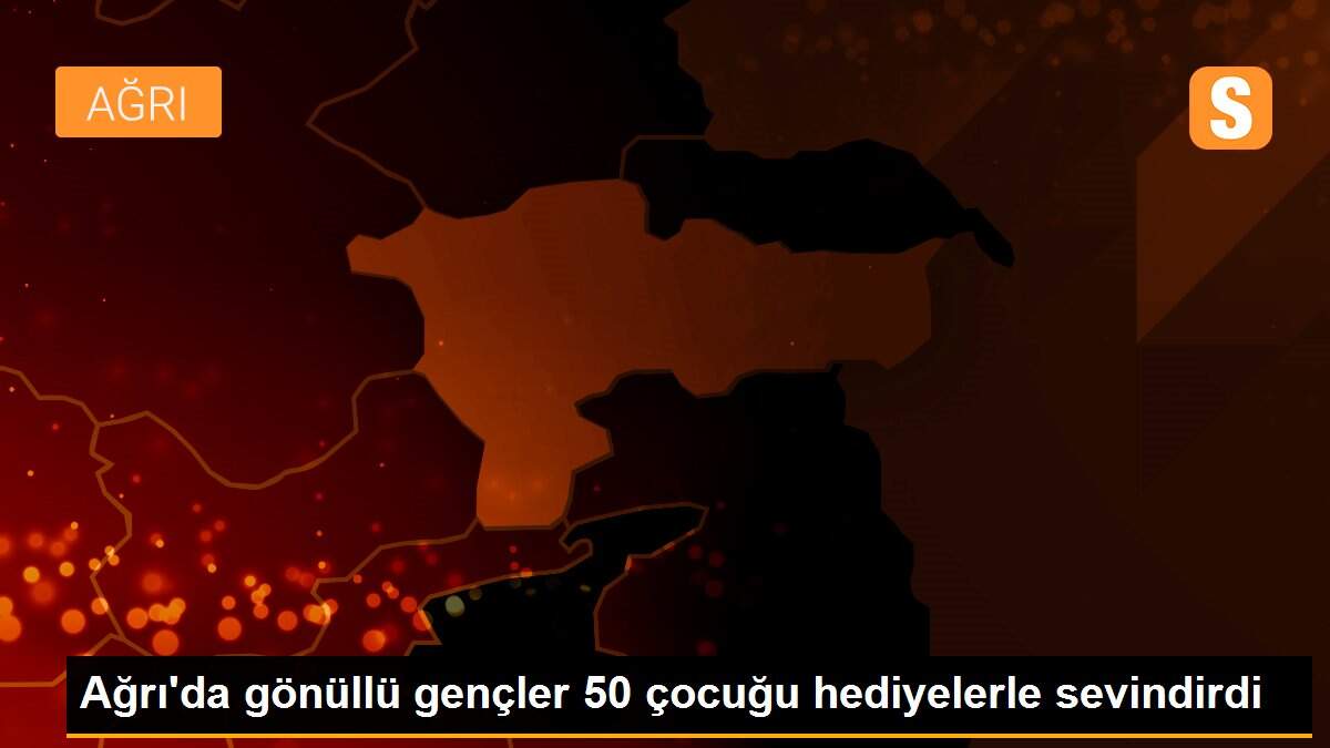 Ağrı\'da gönüllü gençler 50 çocuğu hediyelerle sevindirdi