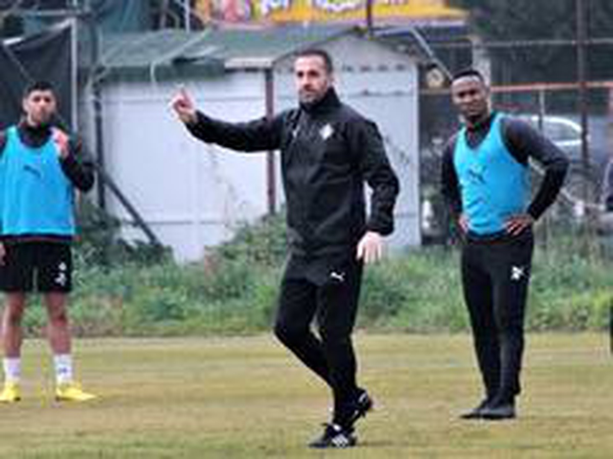 Altay, Yalçın Koşukavak ile yollarını ayırdı