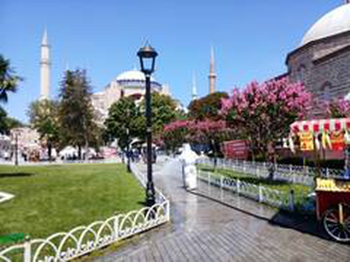 Ayasofya bayram namazına hazırlanıyor