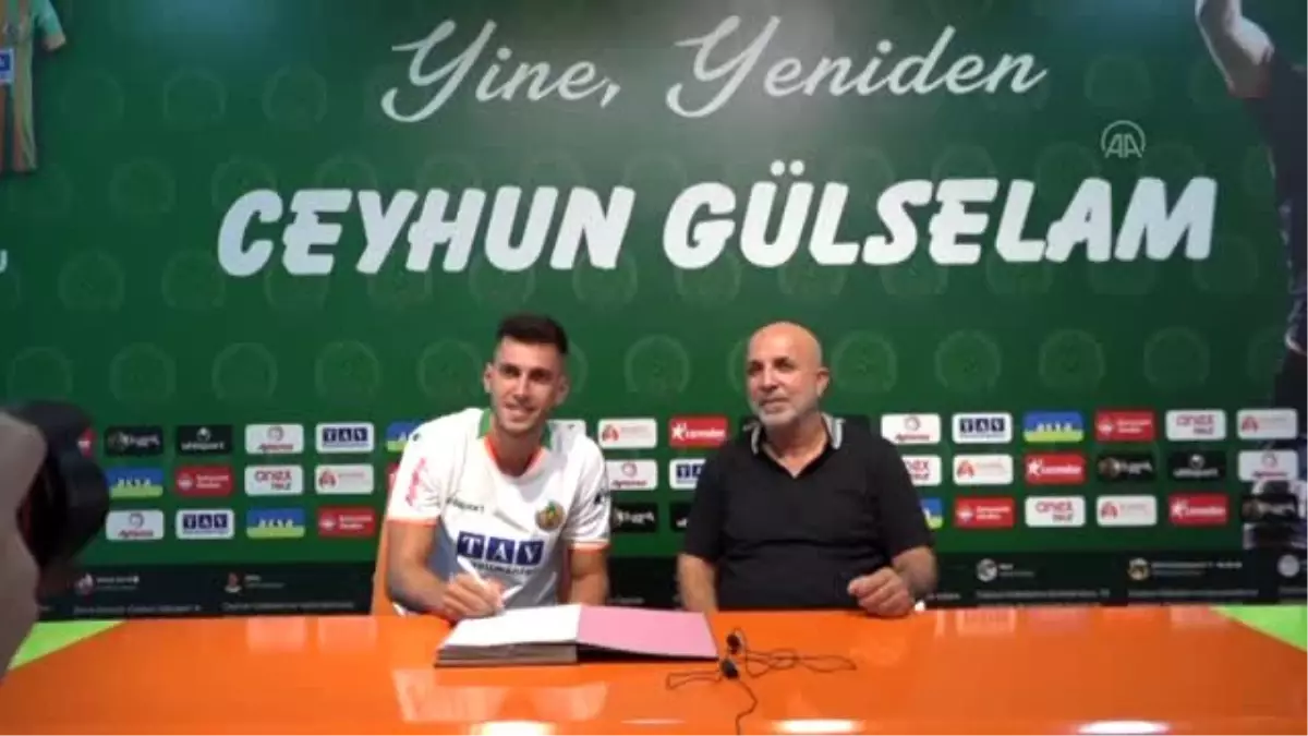 Aytemiz Alanyaspor, Ceyhun Gülselam ile sözleşme yeniledi