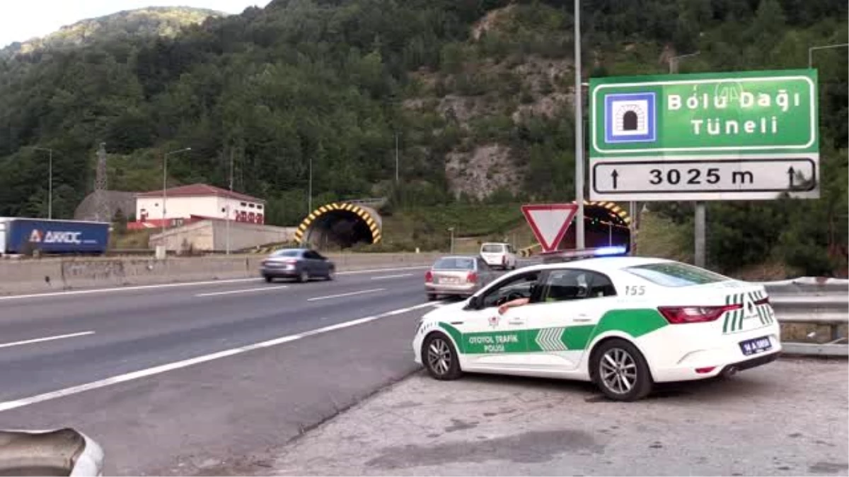 Düzce ve Bolu\'da trafik olağan akışına döndü