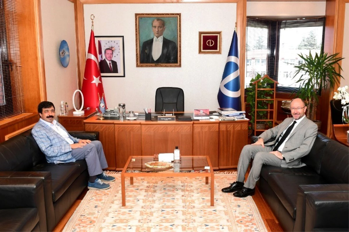 Son dakika güncel: İzmir Kâtip Çelebi Üniversitesi Rektörü Köse\'den Rektör Erdal\'a ziyaret