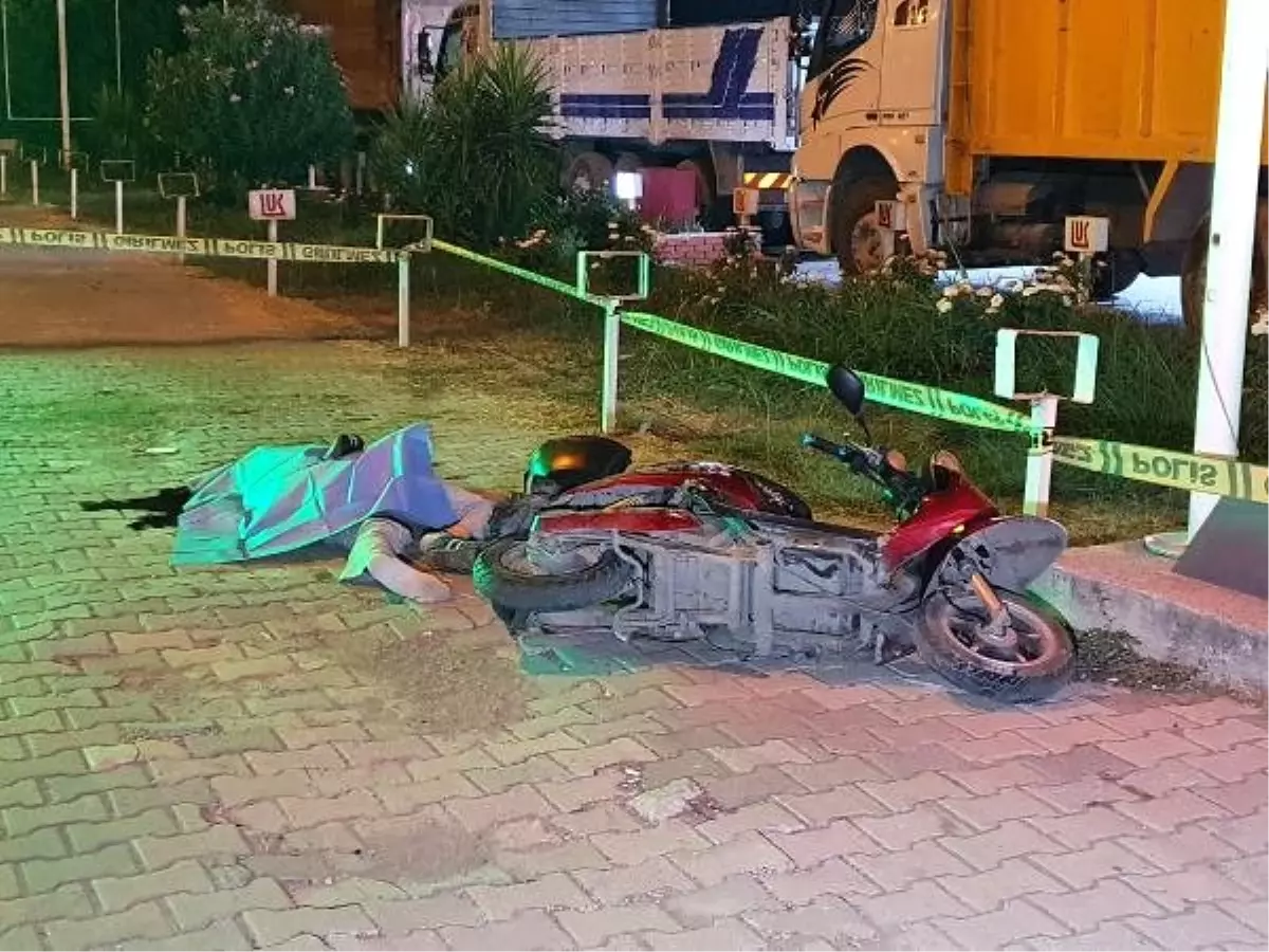 Kaldırıma devrilen elektrikli motosikletin sürücüsü öldü