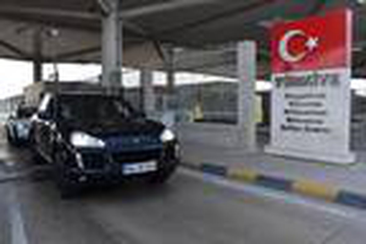 Kapıkule\'de gurbetçi yoğunluğu